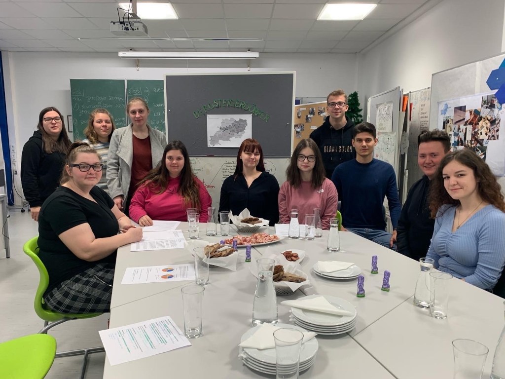 Tiroler Stammtisch: Gesprächsrunde zu aktuellen&nbsp;Tourismusthemen