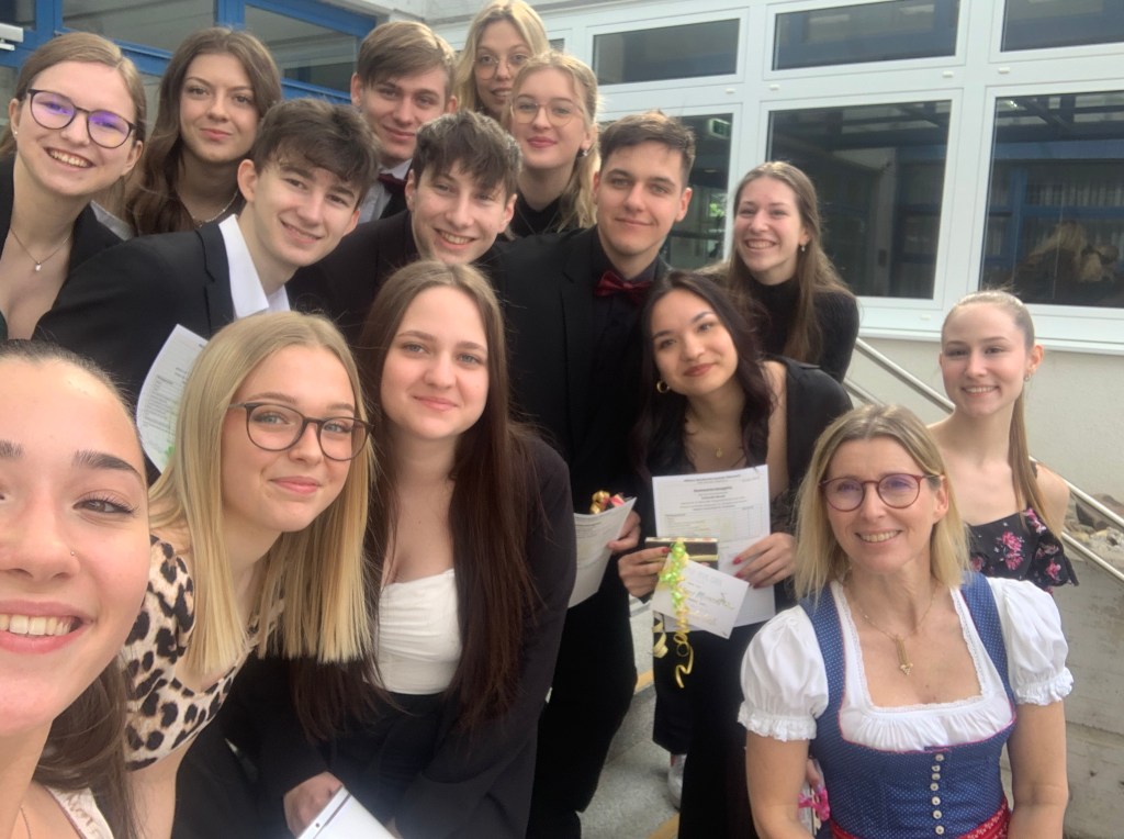 Zeugnistag 5HLT – Auf zur&nbsp;Matura!